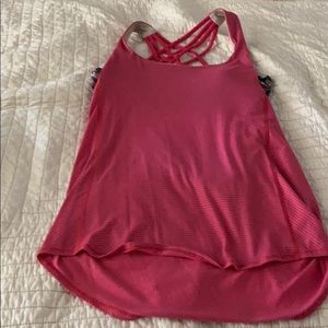 Lululemon top
